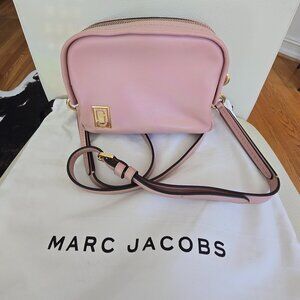 MARC JACOBS MINI SQUEEZE SHOULDER BAG DUSTY PINK "NWT" with dust bag